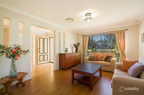 Property photo of 8 Benjamin Place Sinnamon Park QLD 4073