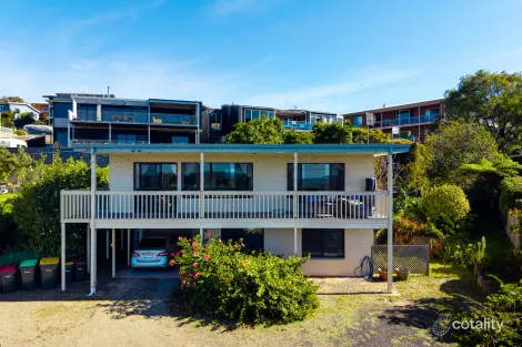 Property photo of 18 Culgoa Crescent Pambula Beach NSW 2549