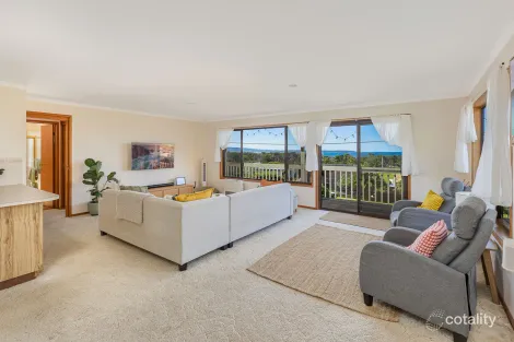 Property photo of 18 Culgoa Crescent Pambula Beach NSW 2549