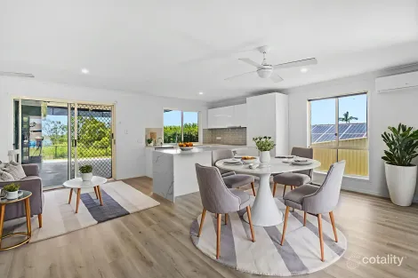 33 Crestridge Cres, Oxenford, QLD 4210