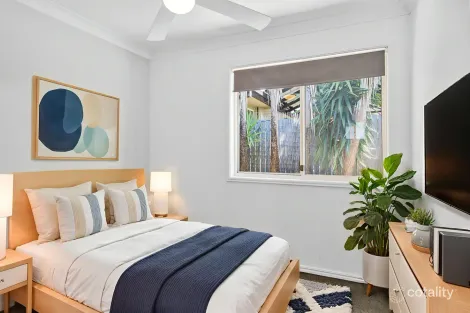 Property photo of 33 Crestridge Crescent Oxenford QLD 4210