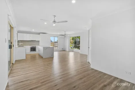 Property photo of 33 Crestridge Crescent Oxenford QLD 4210