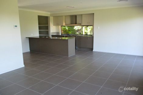 Property photo of 2/4 Calnan Crescent Cumbalum NSW 2478