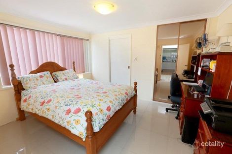 Property photo of 30 Derby Crescent Chipping Norton NSW 2170