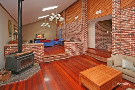 Property photo of 3 Aberfoyle Place Grasmere NSW 2570