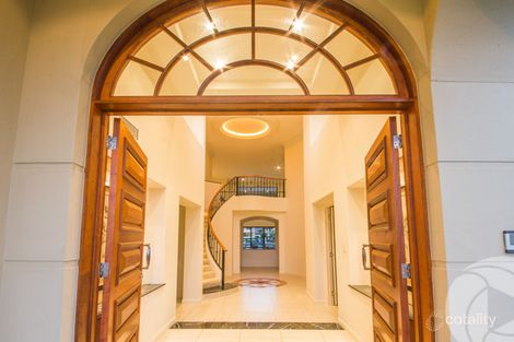 Property photo of 1670 Riverdale Drive Hope Island QLD 4212