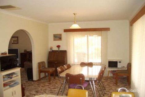 Property photo of 4 Trantalis Court Loxton SA 5333