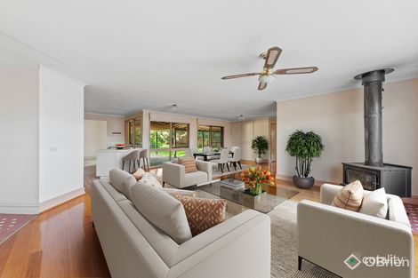 Property photo of 3 Neagle Mews Berwick VIC 3806