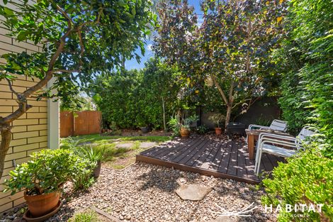 2/33 Thomas St, Greenslopes, QLD 4120
