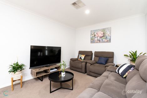 Property photo of 207 Plimsoll Drive Casey ACT 2913