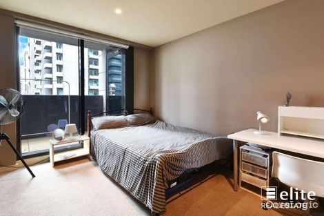 Property photo of 811/228 A'Beckett Street Melbourne VIC 3000