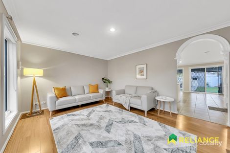 Property photo of 6 Lauriston Walk North Sunbury VIC 3429