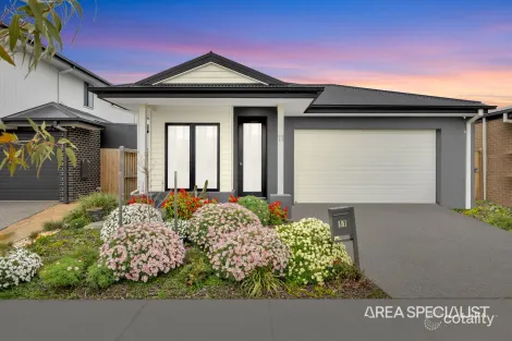 Property photo of 11 Liberation Drive Armstrong Creek VIC 3217