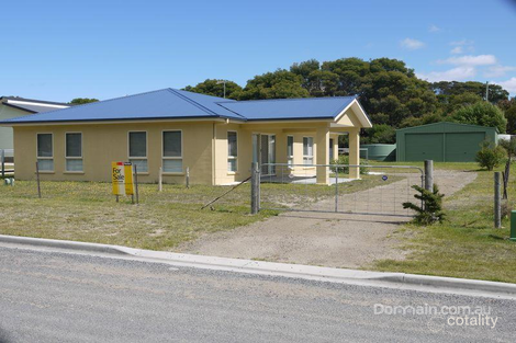 Property photo of 6 Muirs Place Coles Bay TAS 7215