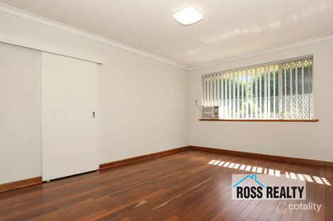 Property photo of 40 Holmwood Way Embleton WA 6062