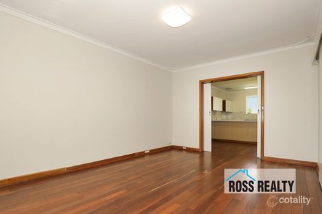 Property photo of 40 Holmwood Way Embleton WA 6062