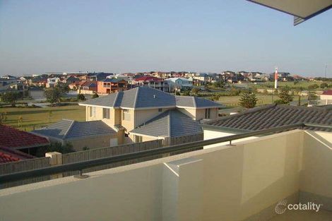 Property photo of 23 Birkenhead Ridge Mindarie WA 6030