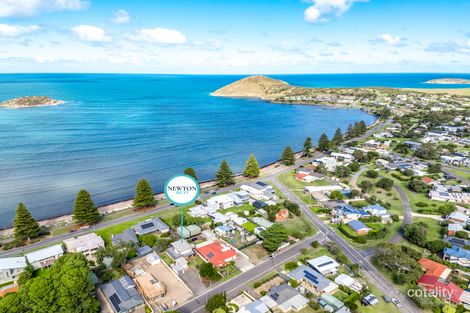 18 Petrel Ave, Encounter Bay, SA 5211