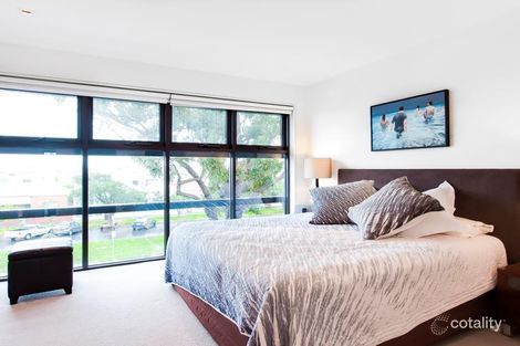 Property photo of 15 Danks Street Albert Park VIC 3206