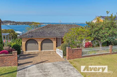 61 SUNLIGHT PDE, FISHING POINT, NSW 2283