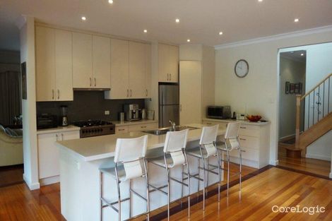 Property photo of 8 Wynyard Crescent Balwyn North VIC 3104