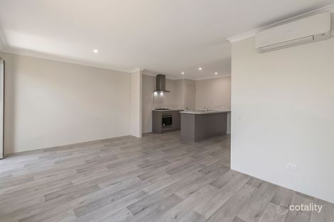 Property photo of 335B Lambeth Circle Wellard WA 6170