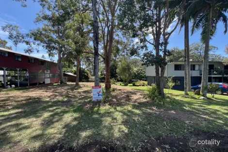 9 Double Bay St, Macleay Island, QLD 4184