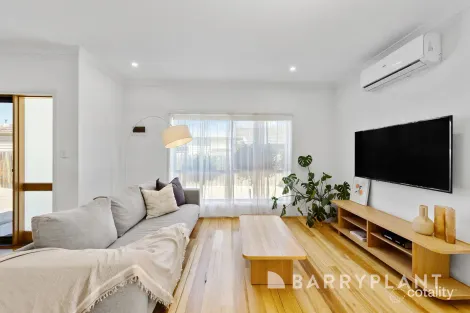 Property photo of 2/39 Glendenning Street St Albans VIC 3021