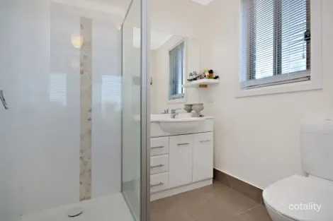 Property photo of 2 Hakea Court Dennington VIC 3280