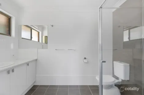 Property photo of 37 Carinya Crescent Karana Downs QLD 4306