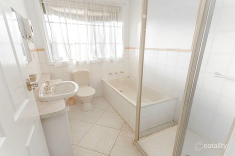 Property photo of 2/50 Willys Avenue Keilor Downs VIC 3038