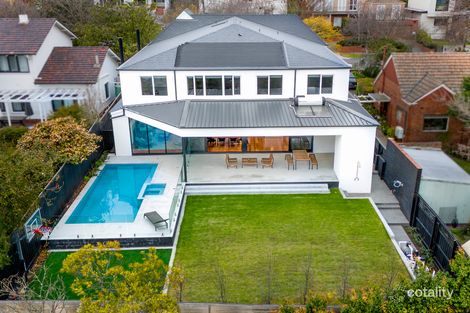 9 Goldthorns Ave, Kew, VIC 3101