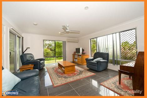 Property photo of 24 Araluen Place Carindale QLD 4152