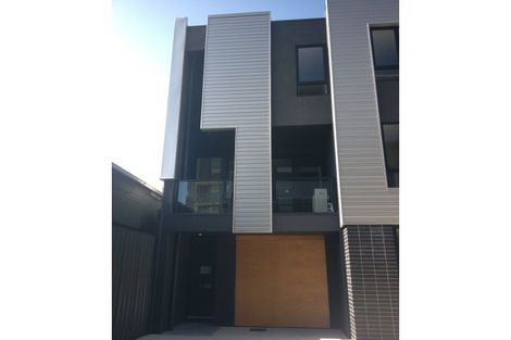 Property photo of 25 Cirque Drive Footscray VIC 3011