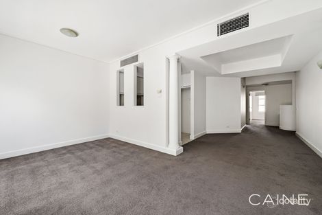 Property photo of 55/211 Wellington Parade South East Melbourne VIC 3002