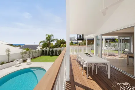 Property photo of 52 Southern Cross Parade Sunrise Beach QLD 4567