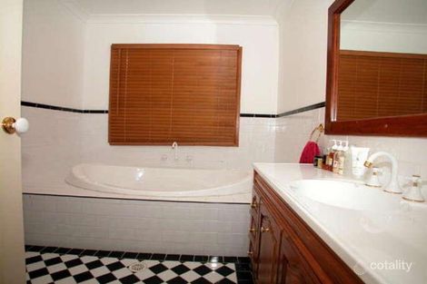 Property photo of 66 Vista Parkway Wongawilli NSW 2530