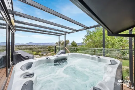 28 Harbison Cres, Wanniassa, ACT 2903