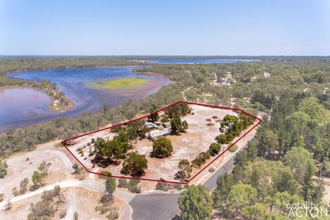 136 Shenton Rd, Barragup, WA 6209