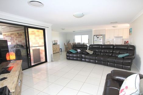 Property photo of 34 Lakeside Drive Emerald QLD 4720