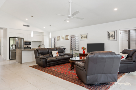 Property photo of 4/7 Halcyon Drive Pimpama QLD 4209
