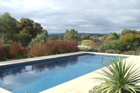 Property photo of 2 Scott Court Campbells Creek VIC 3451