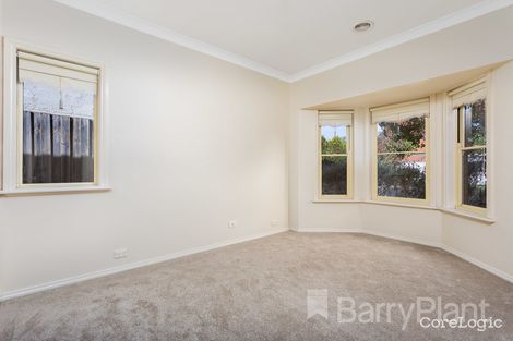 Property photo of 35 Hollington Crescent Point Cook VIC 3030