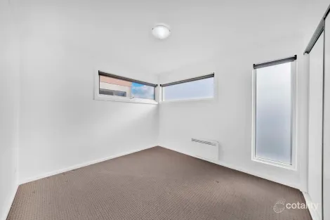 Property photo of 14 Chanticleer Drive Mernda VIC 3754