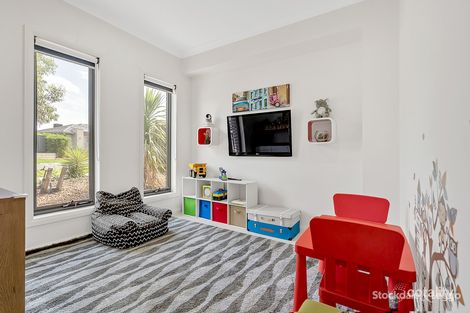 Property photo of 9 Vision Road Craigieburn VIC 3064