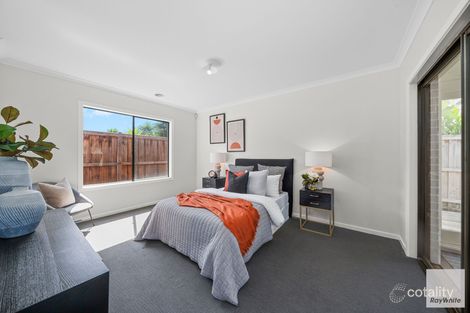 Property photo of 66 Twain Way Fraser Rise VIC 3336