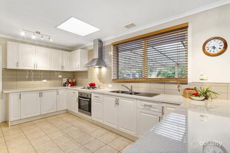 Property photo of 18 Nevados Street Mooroolbark VIC 3138