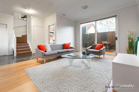 Property photo of 4/1044 Drummond Street Carlton North VIC 3054