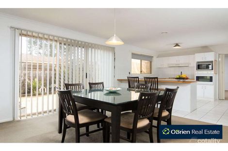 Property photo of 7 Amity Way Cranbourne West VIC 3977