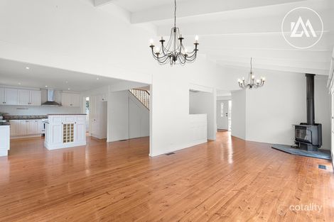 Property photo of 10 Mason Street Mount Eliza VIC 3930